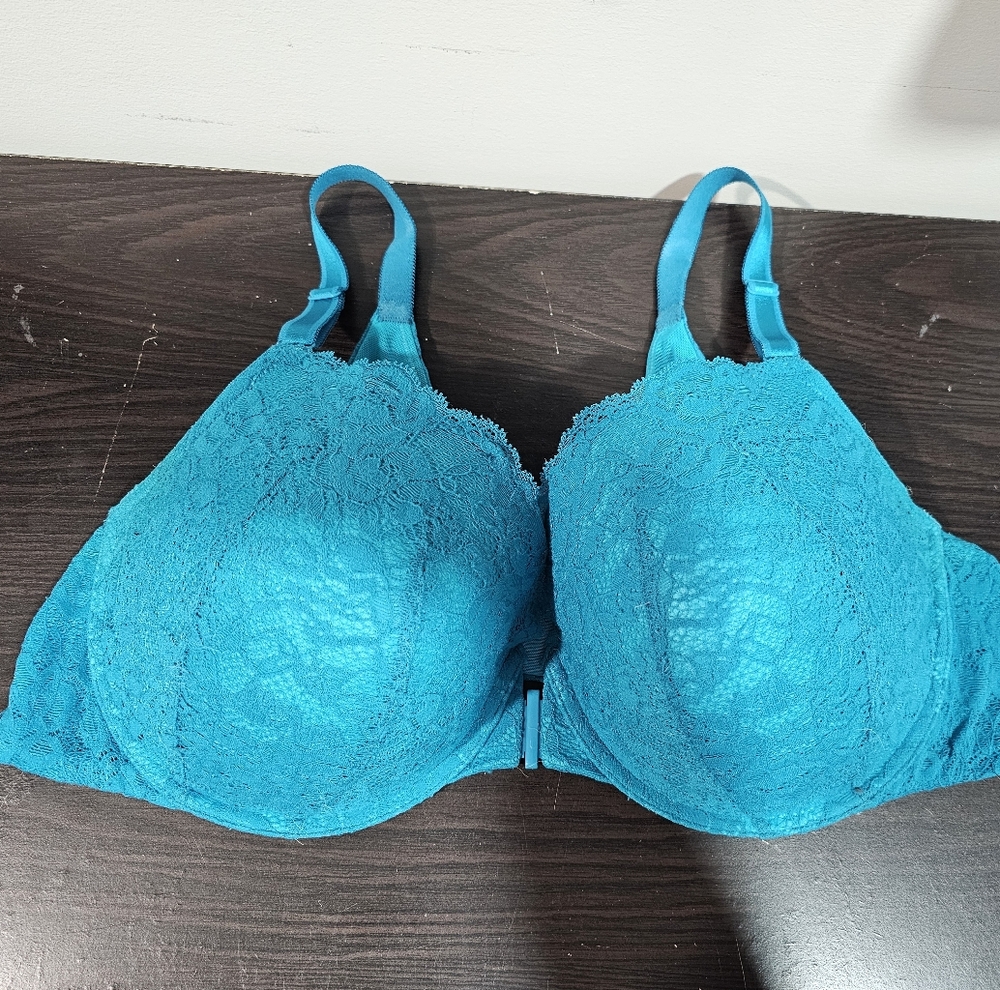 Torrid Blue Lace Push Up Front Closing Bra 44C